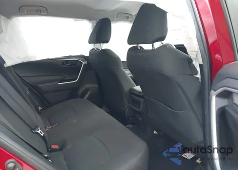 2021 Toyota Rav4 Le z USA, uszkodzony, nr VIN 2T3H1RFV2MW130189